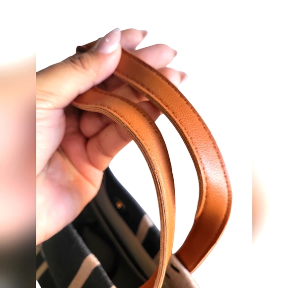 Simple Shoulder Crossbody Handbag Daily Commute Autumn And Winter Tote Bag - Picture 9 of 10